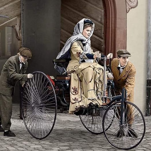 Bertha_Benz_on_the_car_by_karl_459751634_932685355565784_6965676564492666339_n.jpg